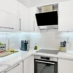 The Encino - Luxury Seaside * Larnaka