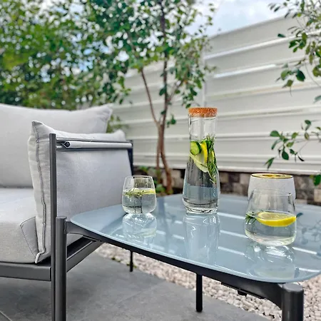 The Encino - Luxury Seaside Larnaca