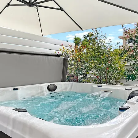 Daire The Encino - Luxury Seaside *